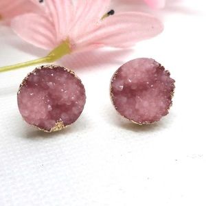 SPRING FREE 🌸Druzy quartz Stud Earrings pink & gold (get it free with bundles)